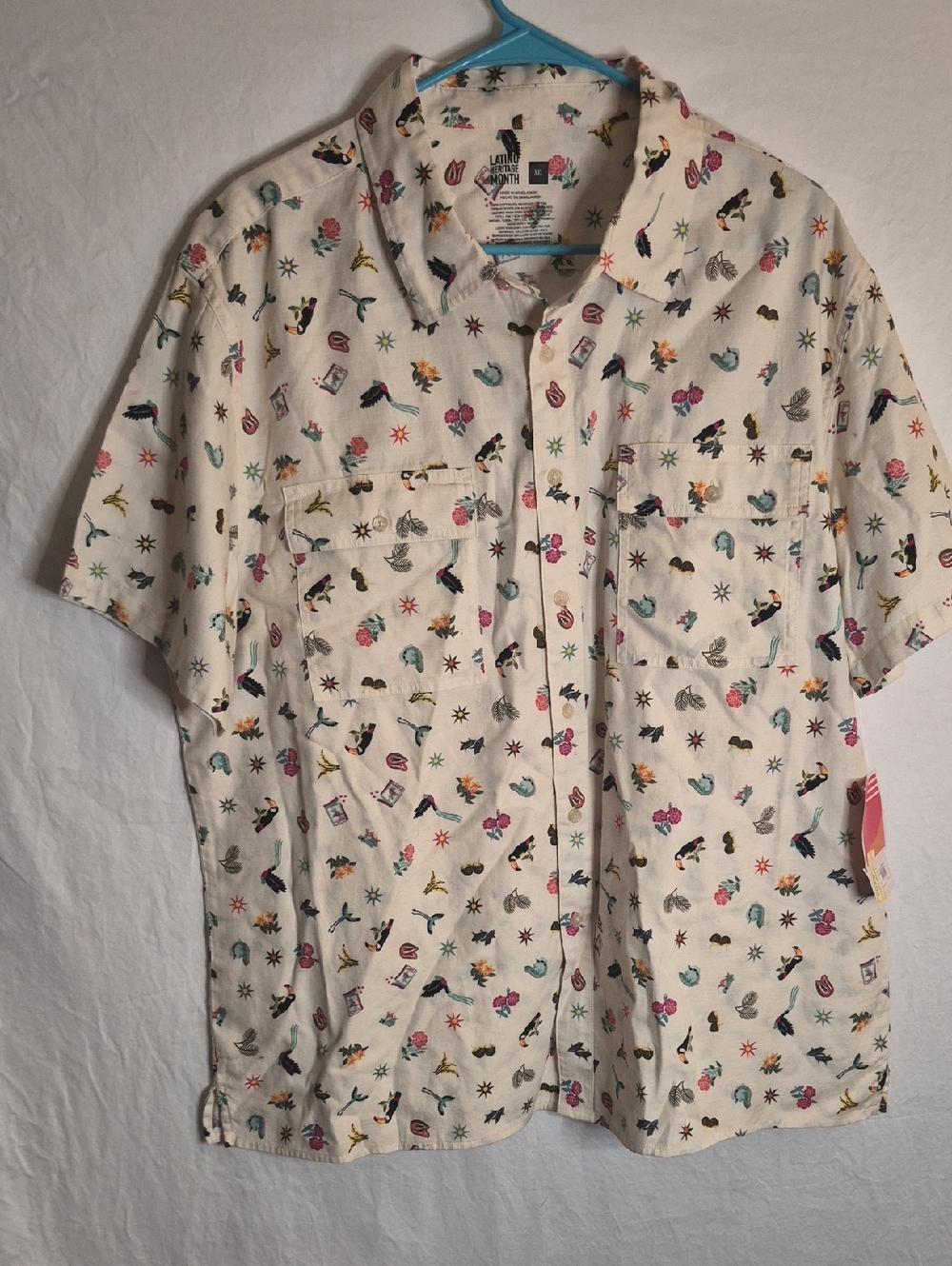 Target Cream Short-Sleeve Button-Down Shirt with Multicolor Novelty Print